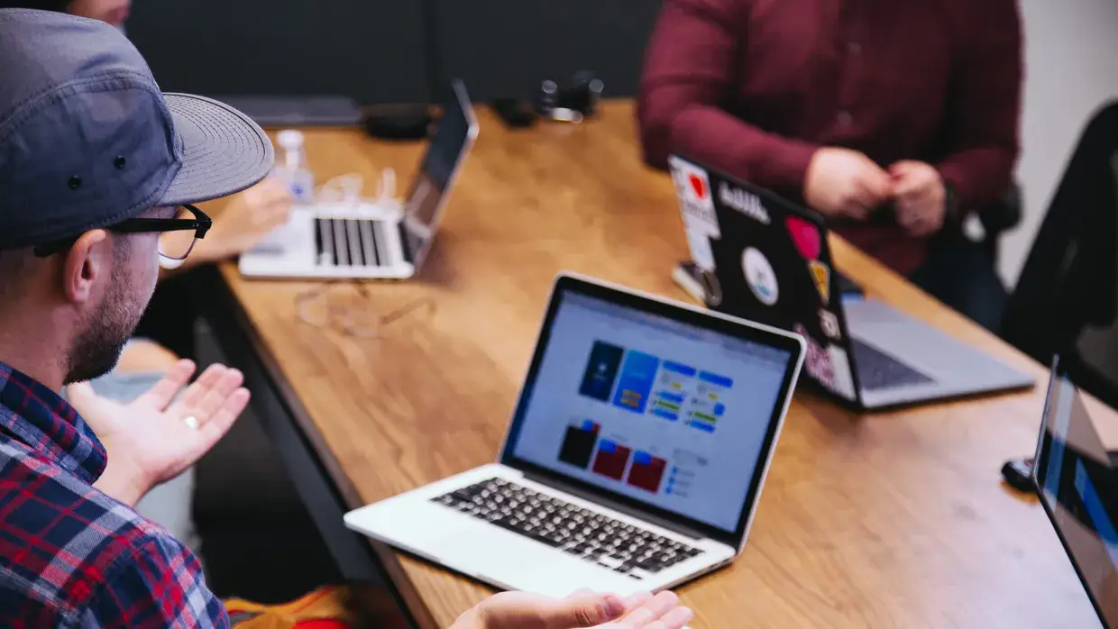 Harnessing the Power of Hybrid Cloud: Bridging the Gap Between On-Premises and Cloud Infrastructure